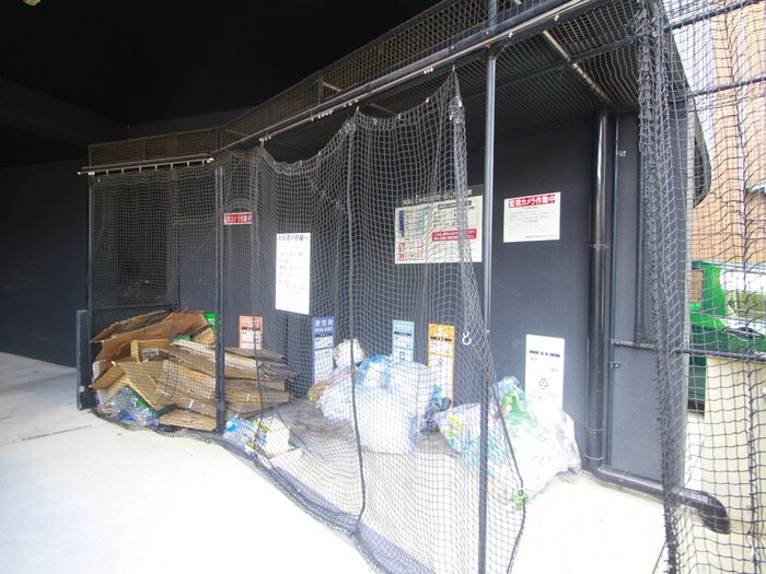 物件外観写真6　(建物設備)