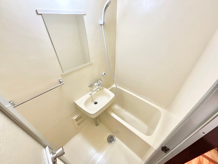 物件内観写真12　(バス／シャワールーム等)