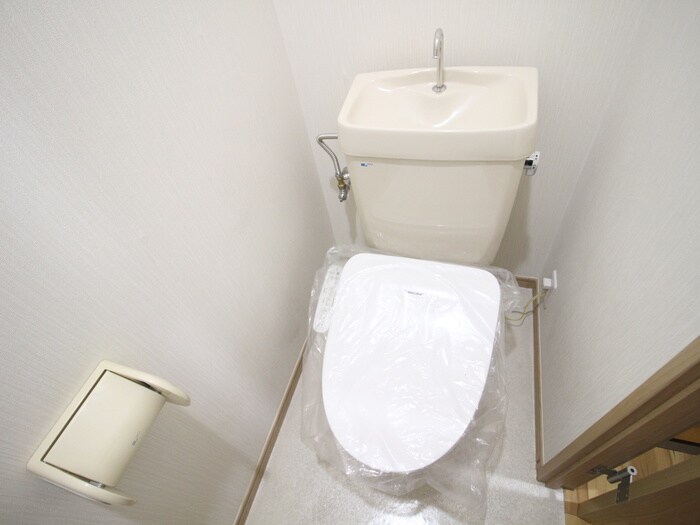 物件内観写真11　(トイレ)