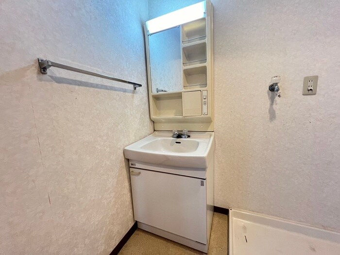 物件内観写真12　(洗面)