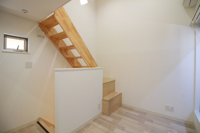 物件内観写真8　(居室)