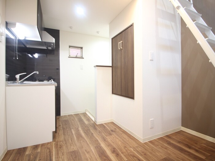 物件内観写真8　(居室)