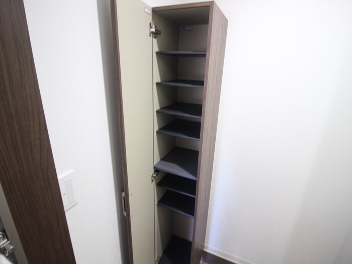 物件内観写真17　(靴箱)