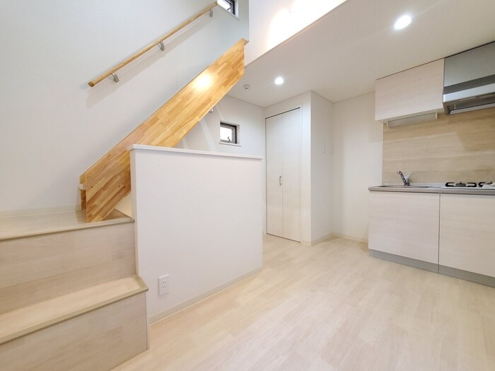 物件内観写真7　(廊下)