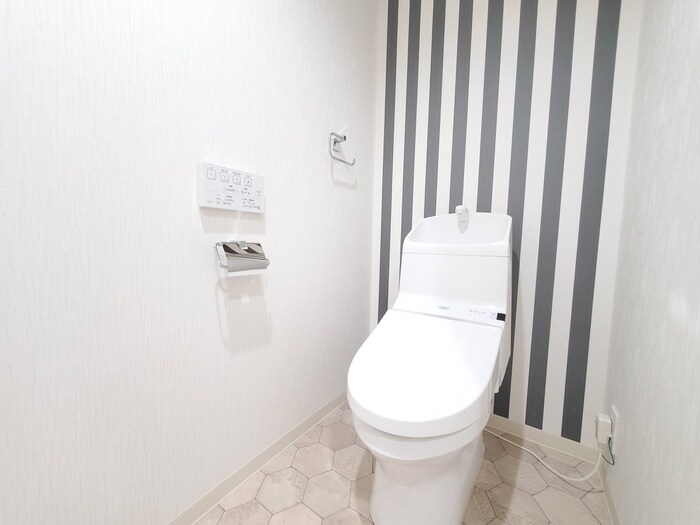 物件内観写真15　(トイレ)