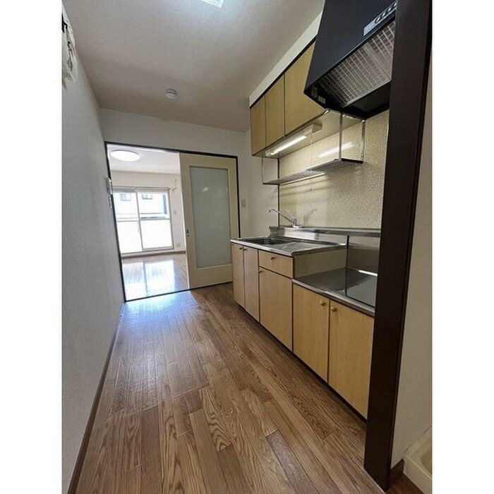 物件内観写真9　(廊下)