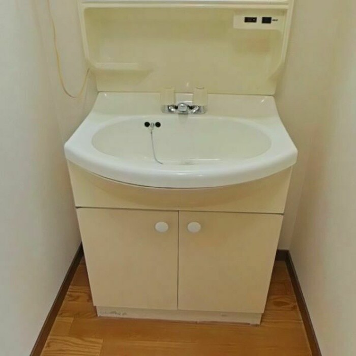 物件内観写真11　(洗面)