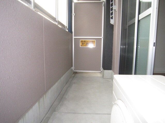 物件内観写真16　(ベランダ・バルコニー)