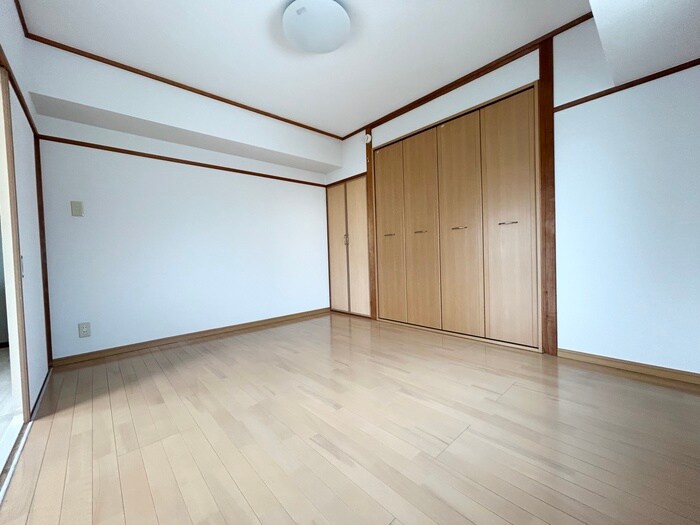 物件内観写真4　(居室)