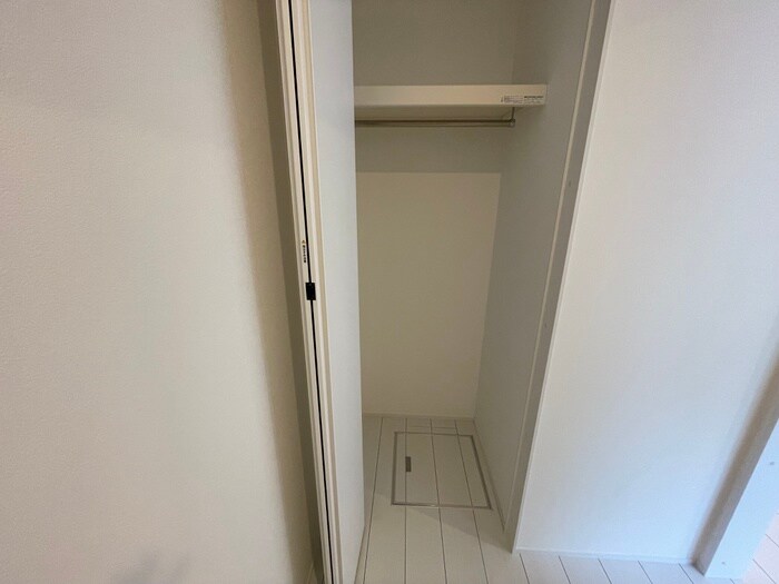 物件内観写真16　(収納)