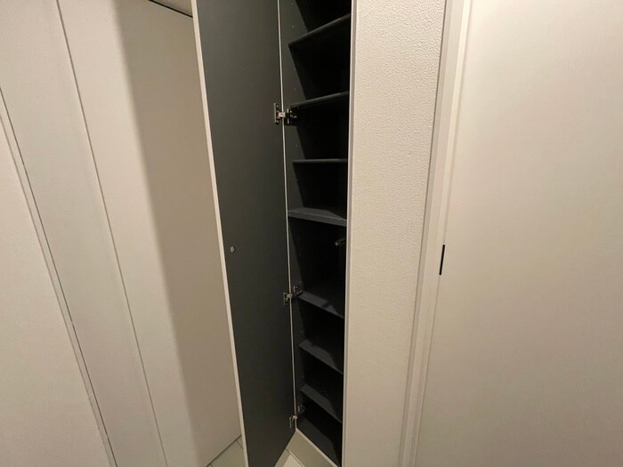 物件内観写真17　(靴箱)