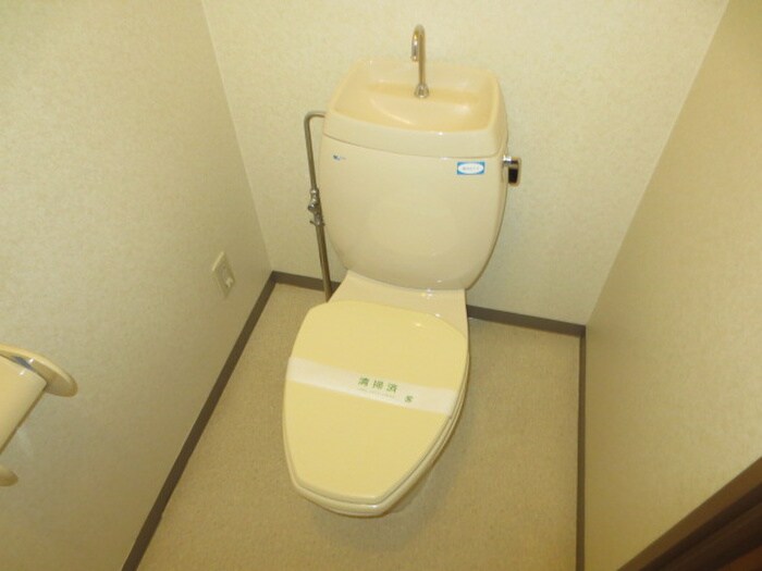 物件内観写真13　(トイレ)