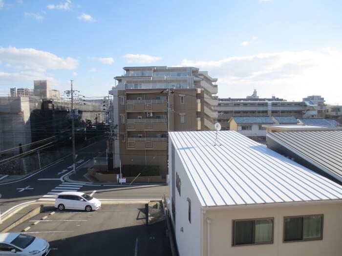 物件内観写真20　(室内からの展望)