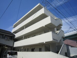 川口マンション外観写真