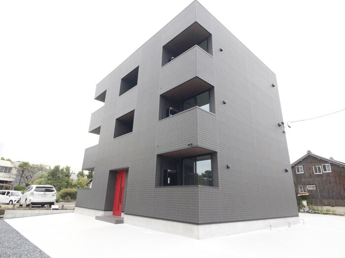 物件外観写真3　(外観写真)