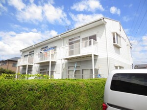 ハイツアイリス外観写真