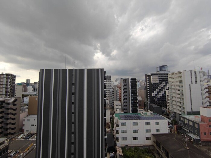 物件内観写真22　(室内からの展望)