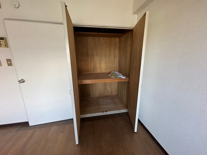 物件内観写真9　(収納)