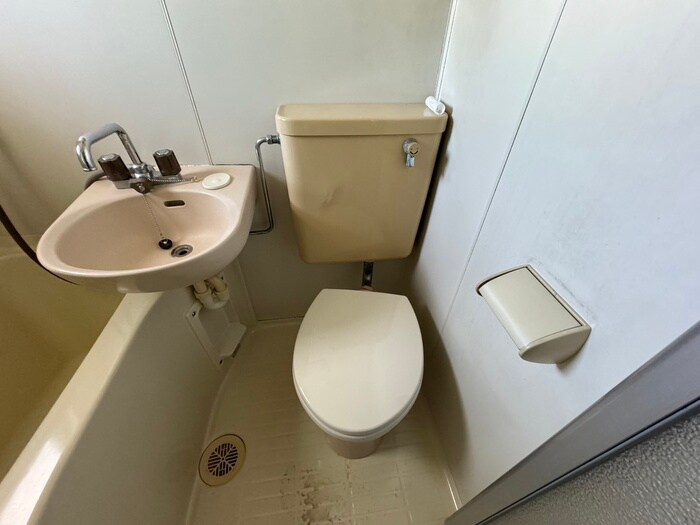 物件内観写真11　(トイレ)