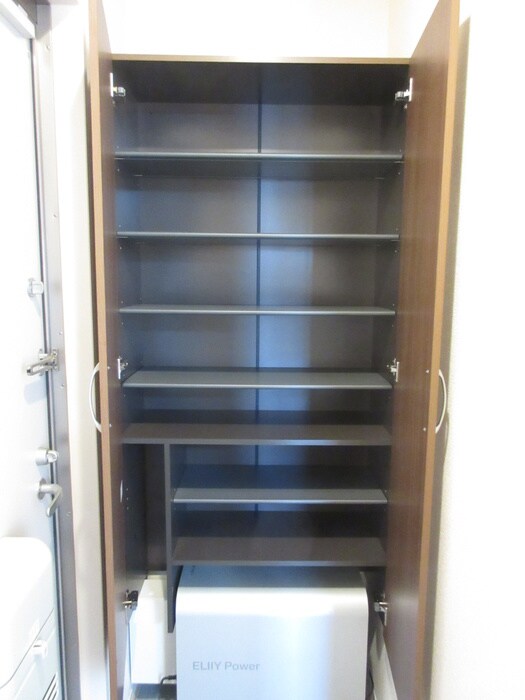 物件内観写真14　(靴箱)