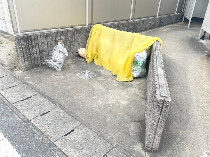 物件外観写真6　(建物設備)