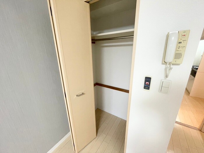 物件内観写真10　(収納)