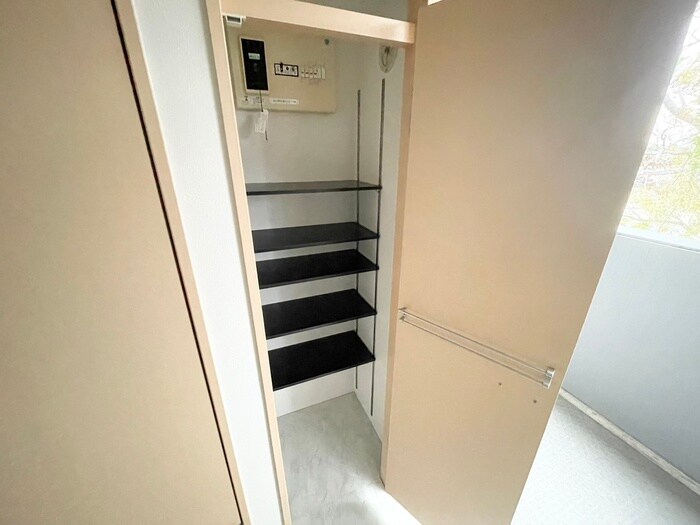 物件内観写真17　(靴箱)