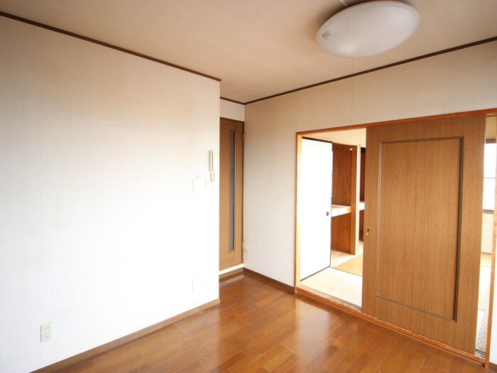 物件内観写真17　(居室)