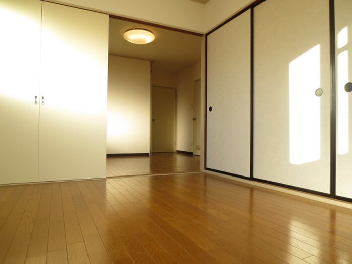 物件内観写真5　(居室)