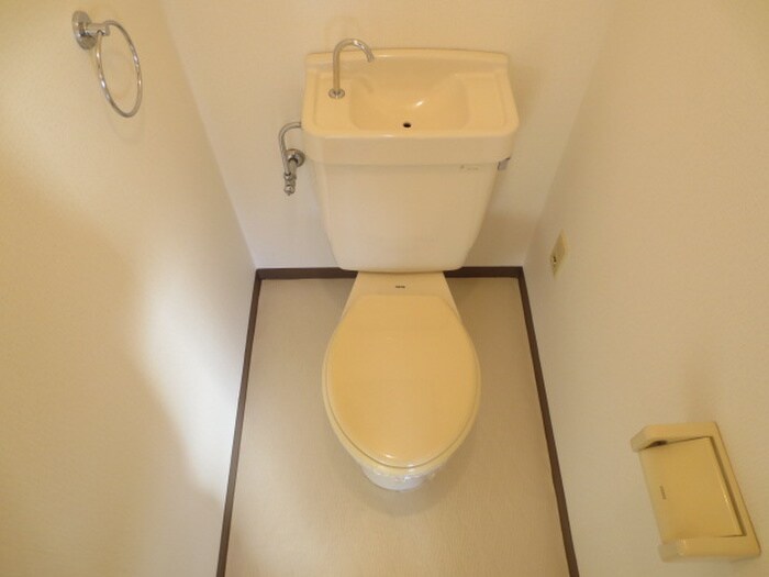 物件内観写真10　(トイレ)