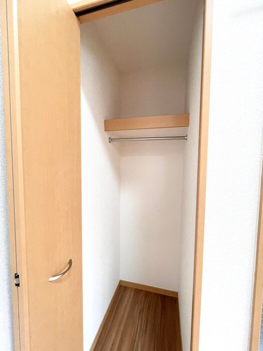 物件内観写真7　(収納)