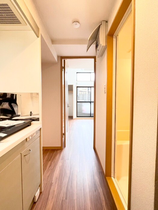 物件内観写真19　(廊下)