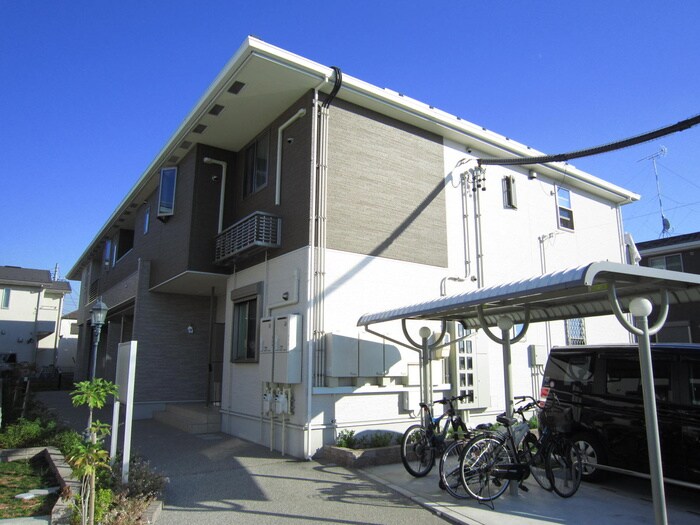 物件外観写真1　(外観写真)