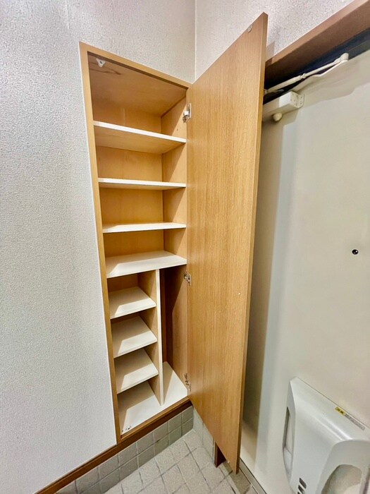 物件内観写真14　(靴箱)