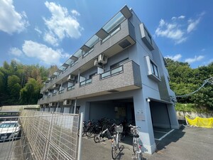 イーストアベニュー外観写真