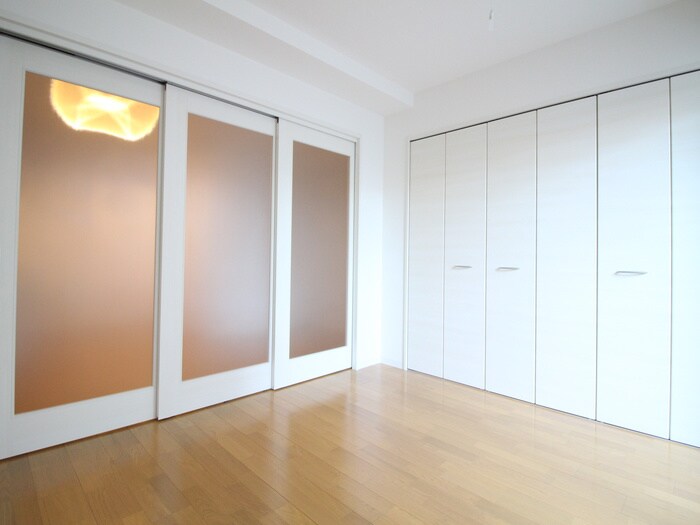 物件内観写真10　(居室)