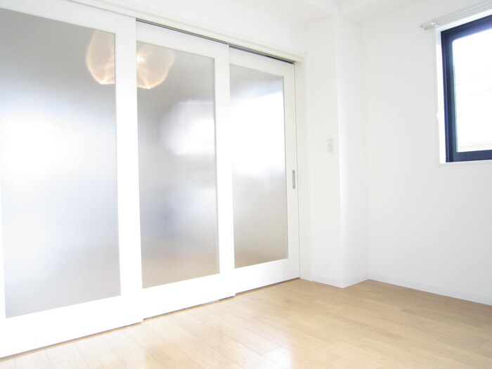 物件内観写真14　(居室)