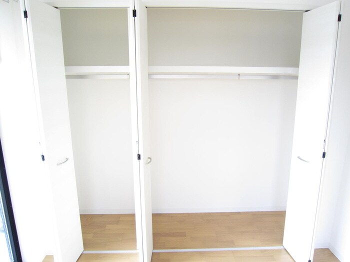 物件内観写真15　(収納)