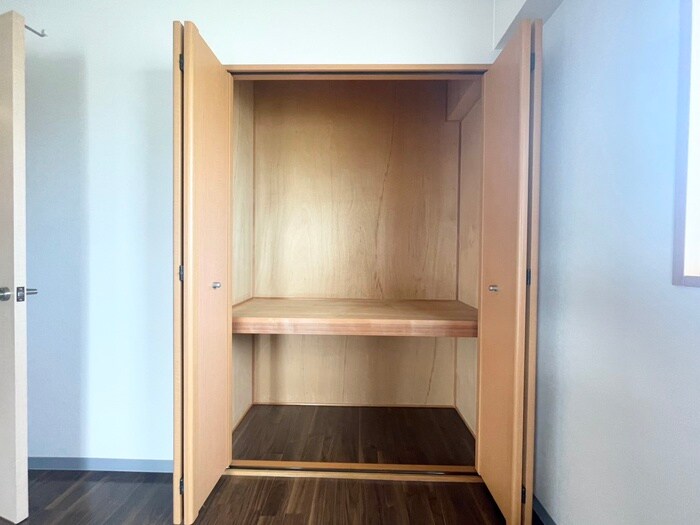 物件内観写真12　(収納)