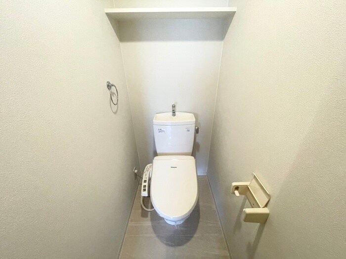 物件内観写真16　(トイレ)