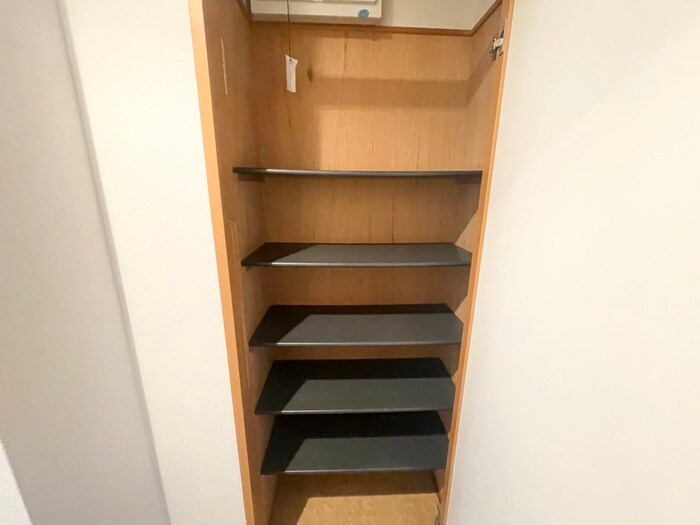 物件内観写真20　(靴箱)