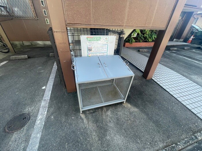 物件外観写真5　(建物設備)