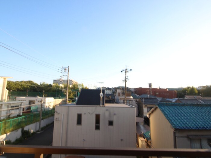 物件内観写真16　(室内からの展望)