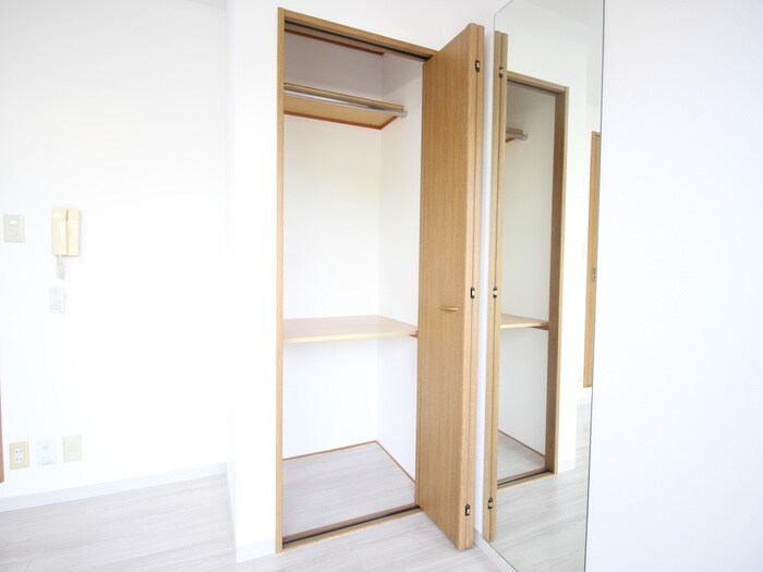 物件内観写真13　(収納)