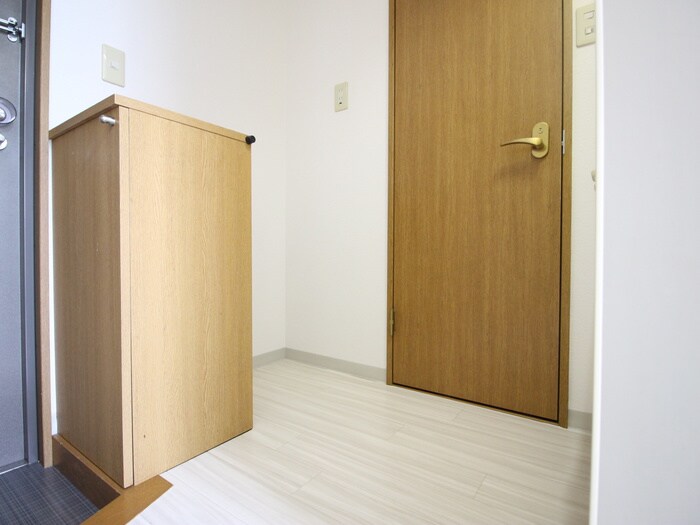 物件内観写真17　(廊下)