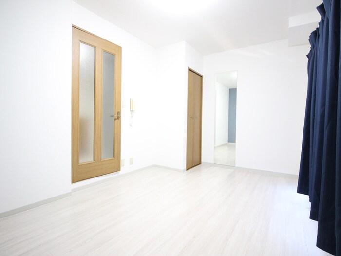 物件内観写真21　(居室)