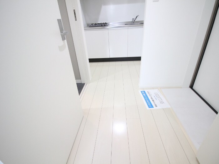 物件内観写真20　(廊下)