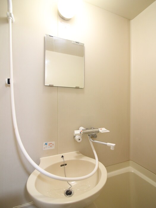 物件内観写真11　(洗面)