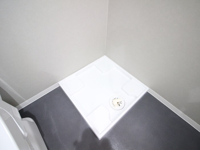 物件内観写真15　(洗濯機置場)