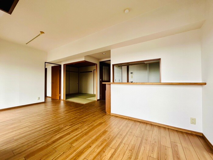 物件内観写真8　(居室)